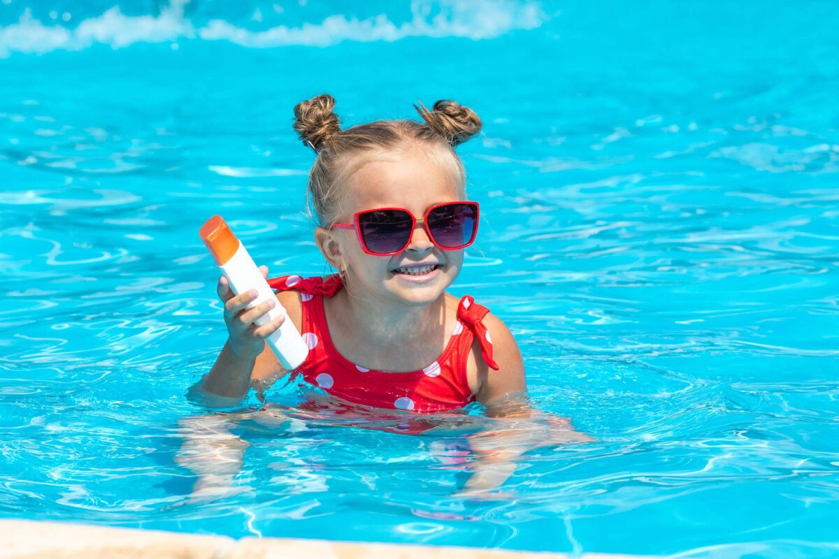 child with sunscreen